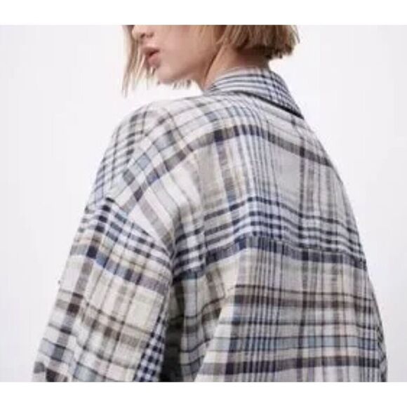 Zara Plaid Crop Button Down Shirt - Picture 2 of 8